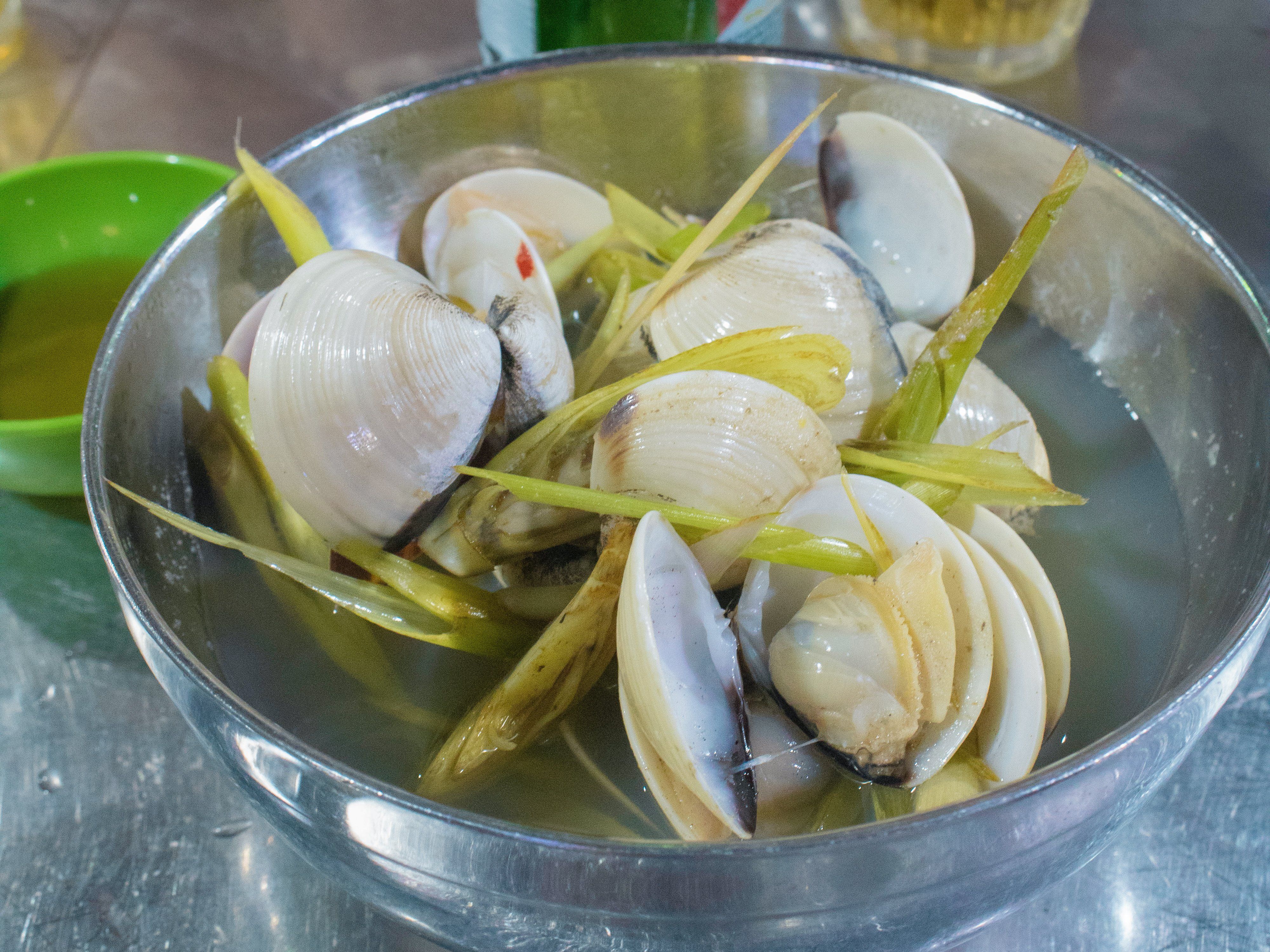 An Evening Saigon Street Food Experience by Scooter