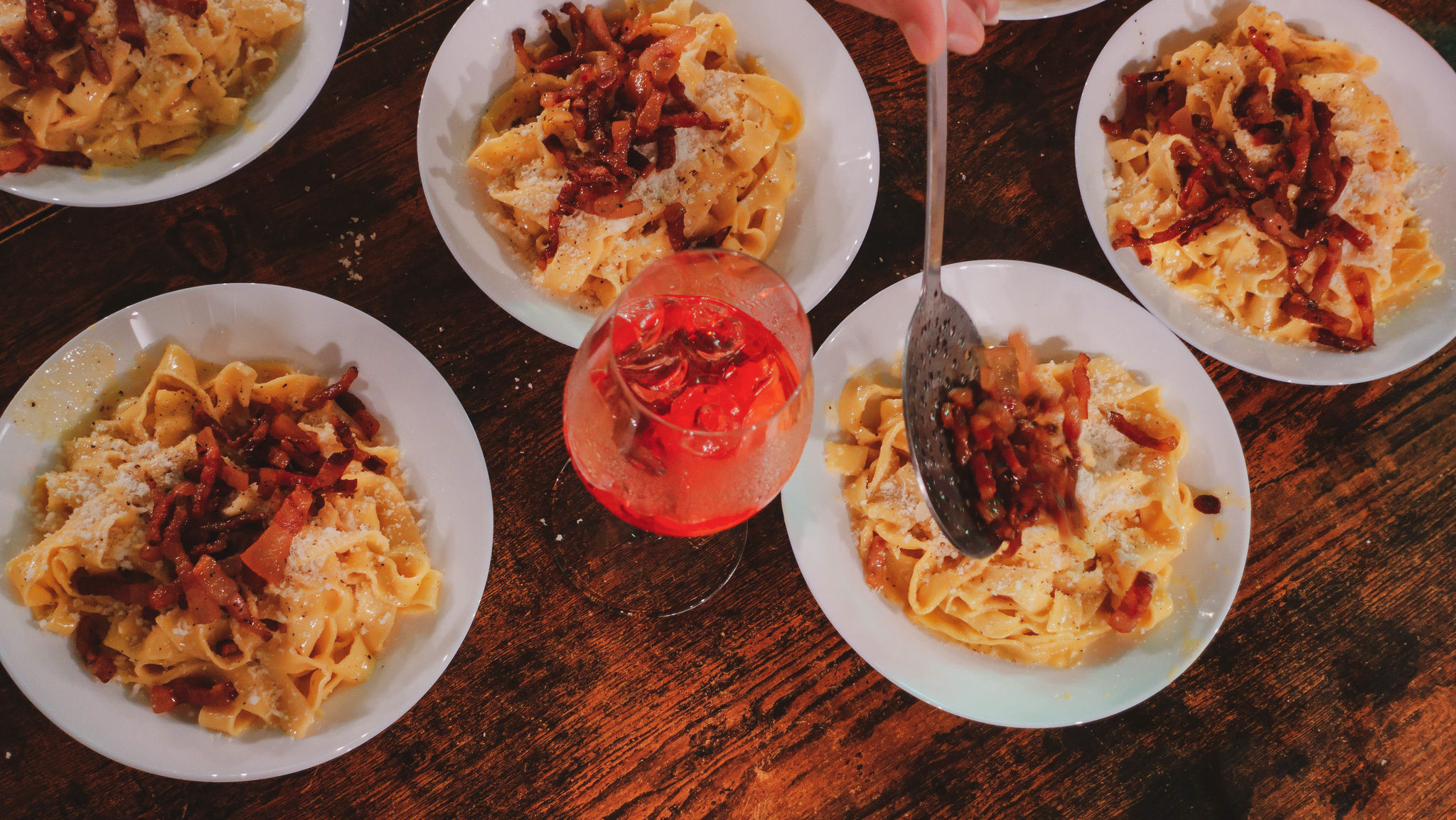 Private Spaghetti Cooking Class and Cocktails Crafting in Rome