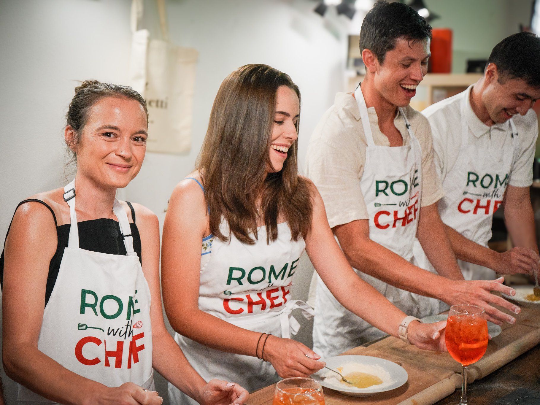 Private Experience: Spritz & Spaghetti Cooking Class in Rome