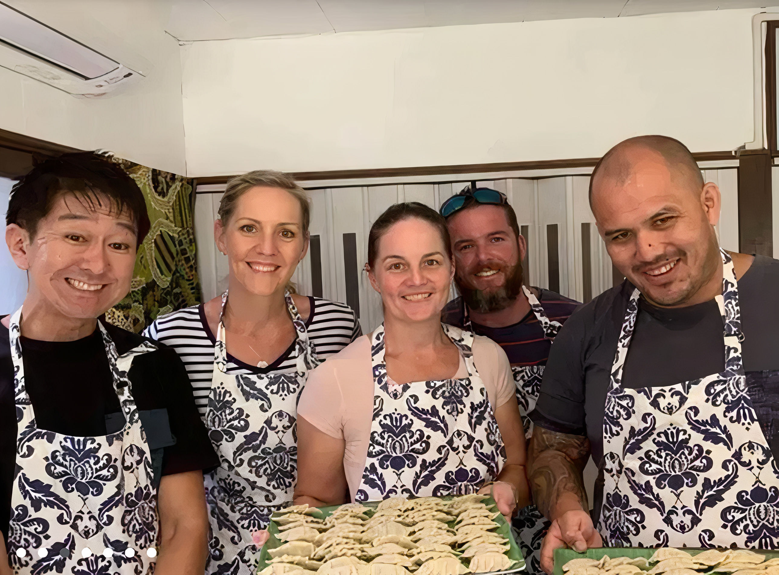Private Vegan Ramen and Gyoza Cooking Experience in Kyoto