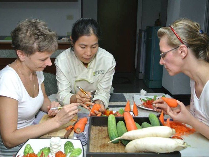 Professional Thai Fruit and Vegetable Carving Half Day Class