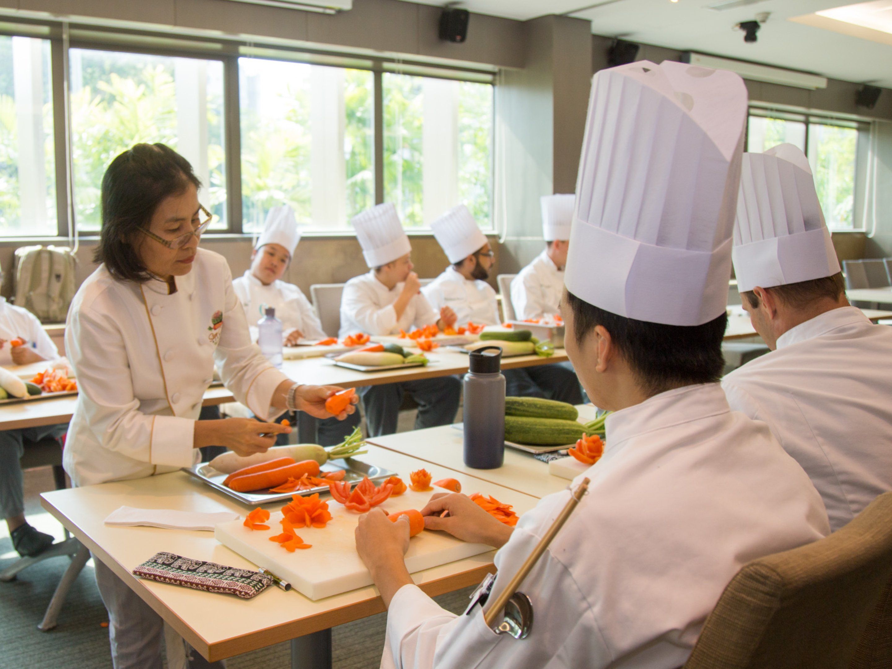 Professional Thai Fruit and Vegetable Carving Full Day Class