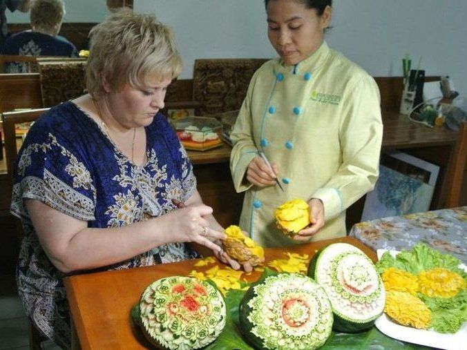 Professional Thai Fruit and Vegetable Carving Full Day Class