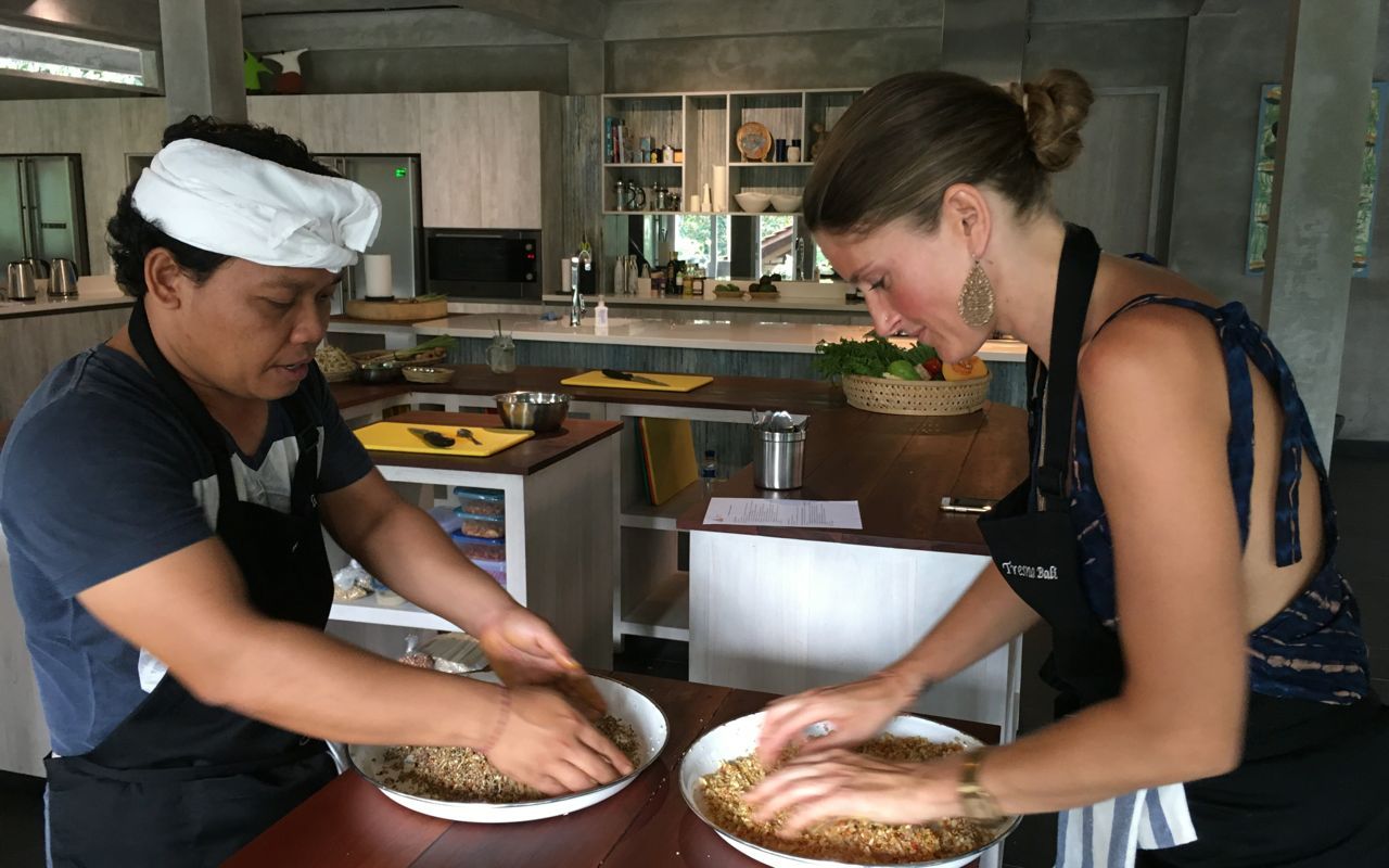 Pure Plant-Based Vegan Balinese Cooking Class in Organic Garden - 8 Course Feast