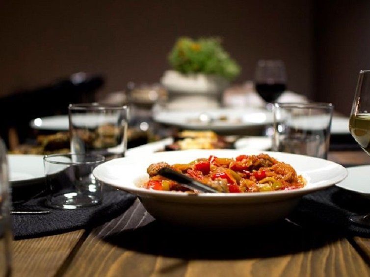 Traditional Greek Dinner Cooking Class in Monastiraki