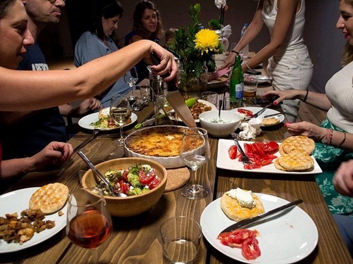 Traditional Greek Dinner Cooking Class in Monastiraki
