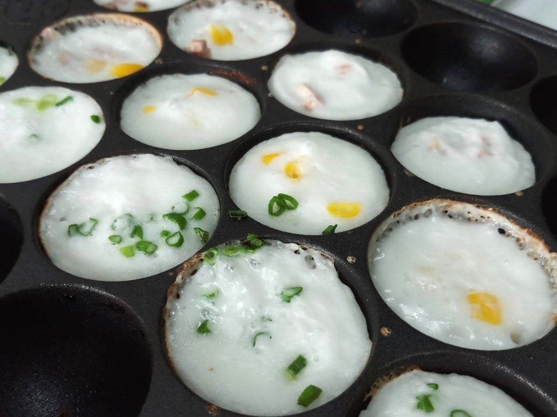 Thai Street Food Cooking Class & Market Tour in Sukhumvit