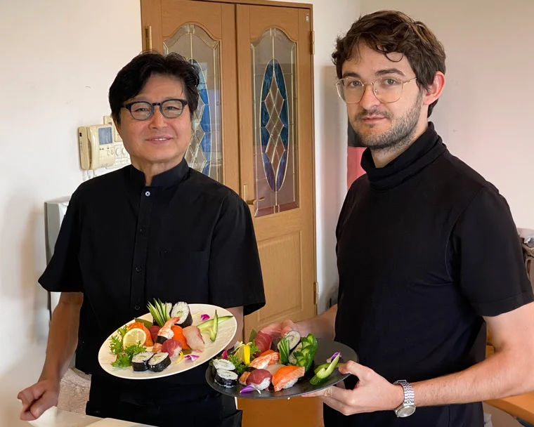 Ramen and Sushi Culinary Class with Tea Ceremony in Osaka