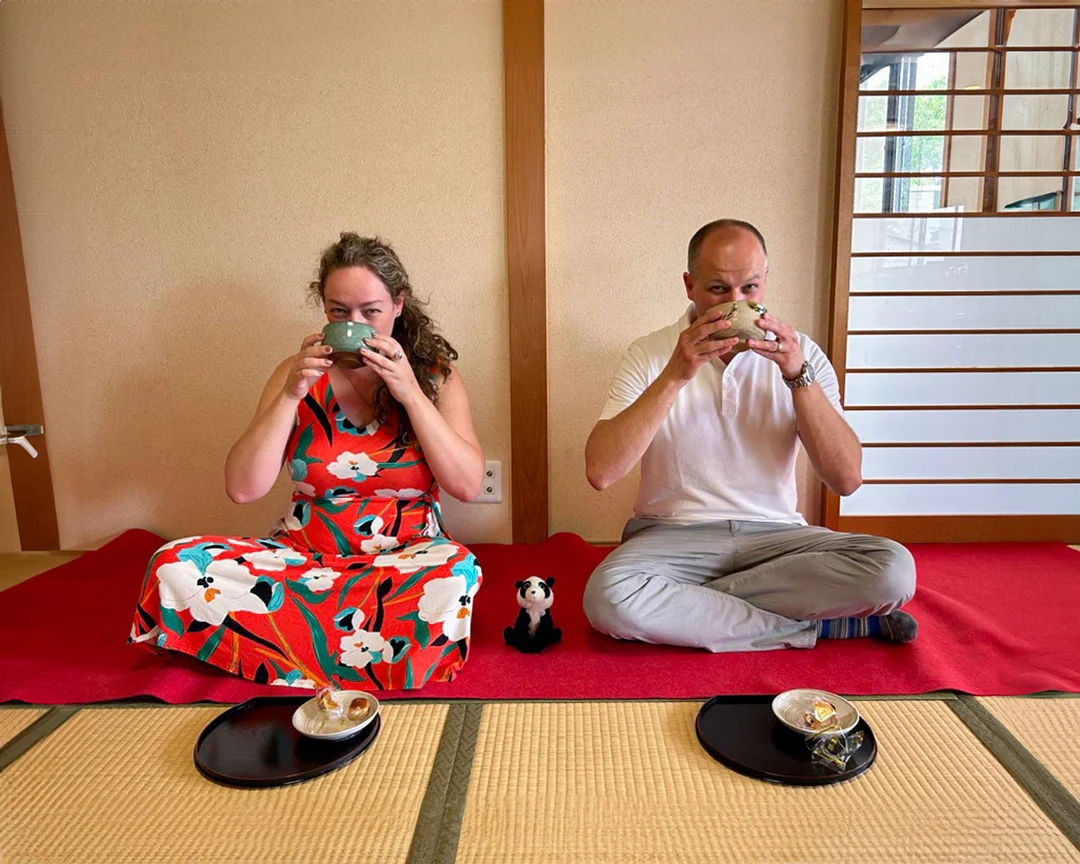 Ramen and Sushi Culinary Class with Tea Ceremony in Osaka