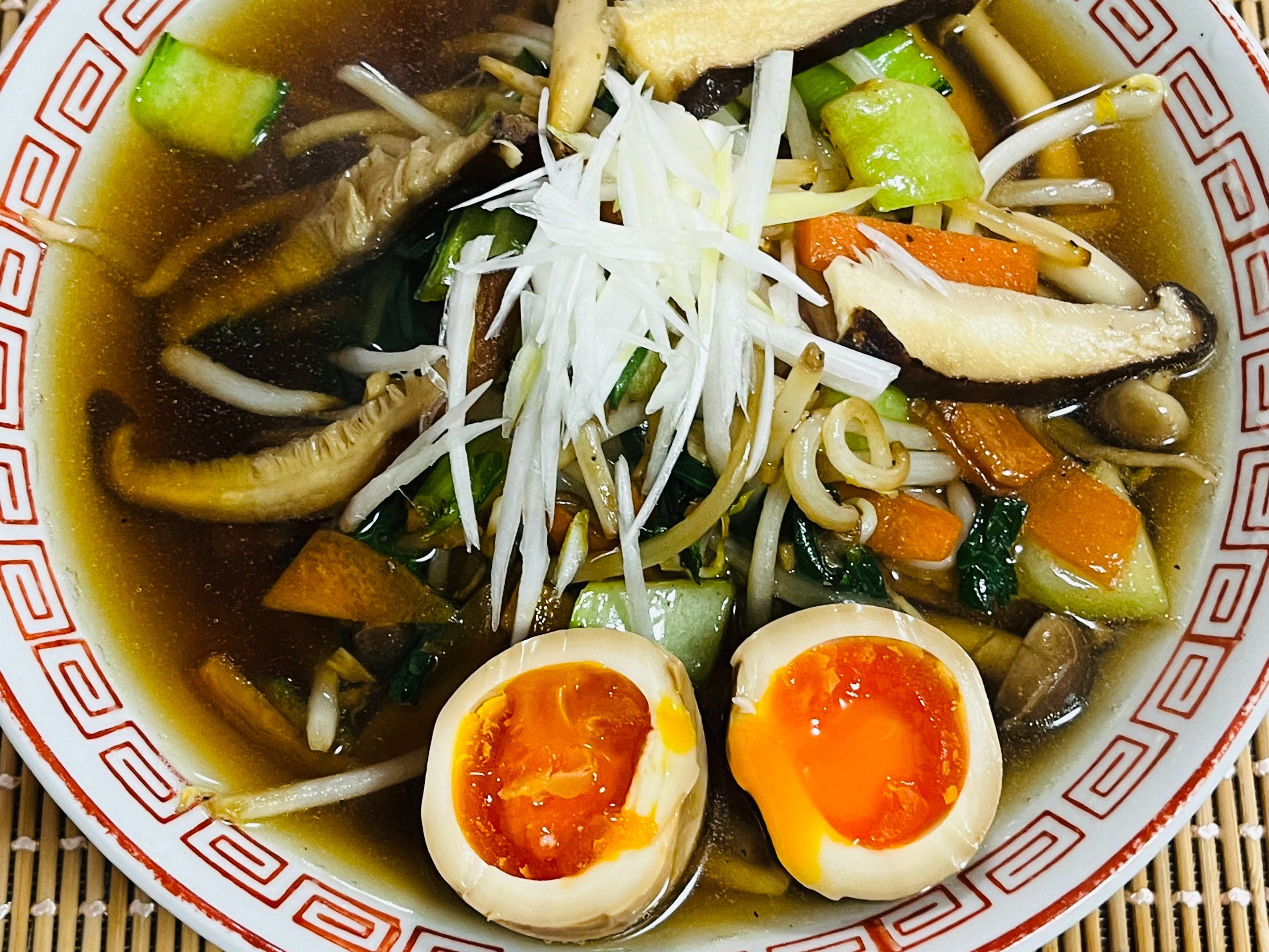 Vegetarian-Friendly Ramen Experience: Soy Sauce or Miso Flavors