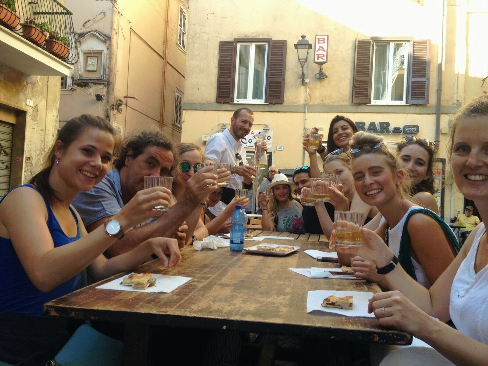 Roman Countryside Wine Tour with Lunch