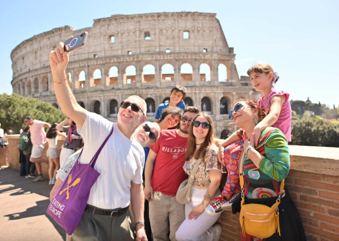 Rome Breakfast Experience: Morning Bites by the Colosseum