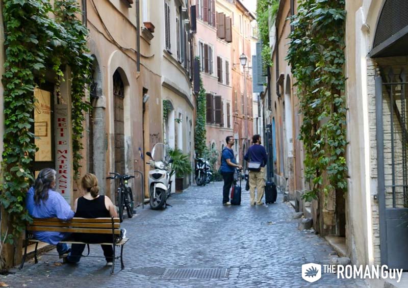 Rome Foodie Tour in Trastevere with Wine & Dinner