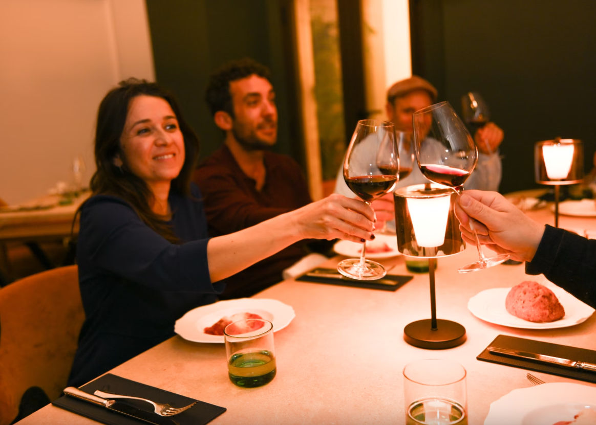 Rome VIP Dinner Experience: Truffle, Wine & Exclusive Trevi Fountain View