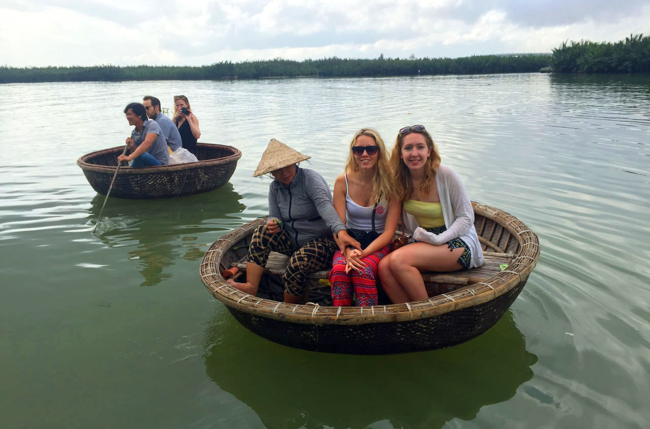 Sabirama Hoian Cooking Class, Market Tour and Boat Trip