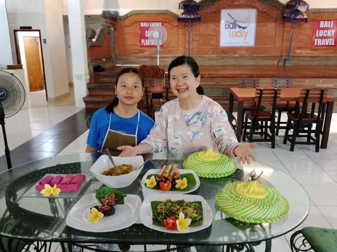 Kochkurs und Besuch des traditionellen Marktes in Sanur