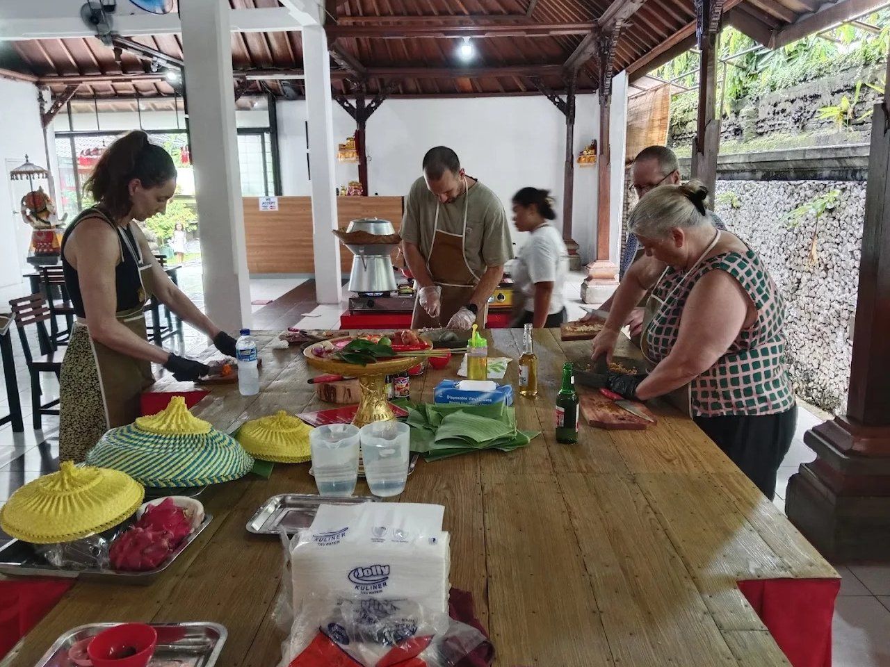 Kochkurs und Besuch des traditionellen Marktes in Sanur