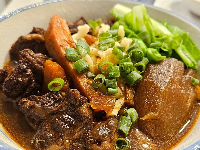 Taipei Market Secrets & The Ultimate Beef Noodle Soup Experience