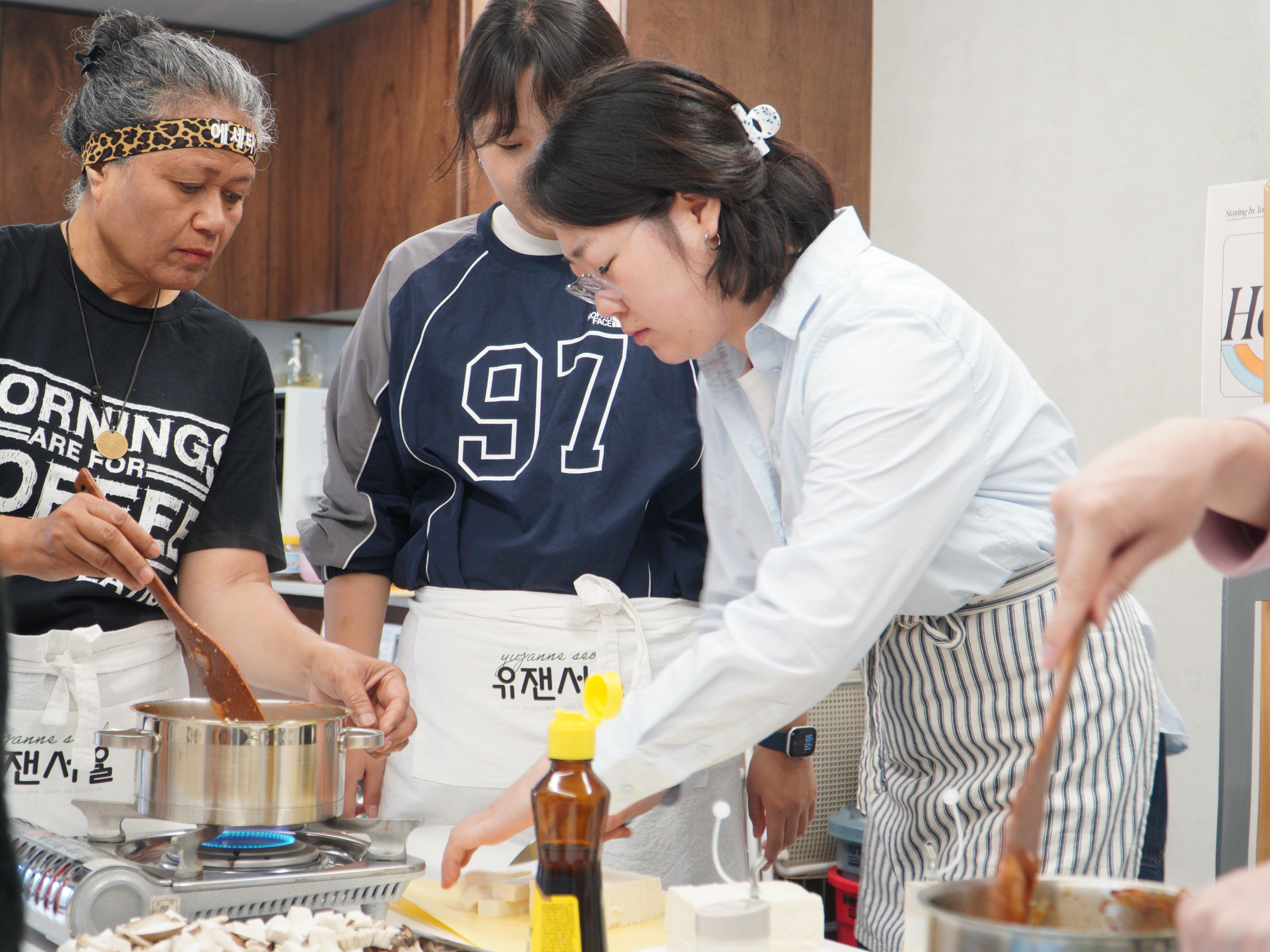 Seoulful Bites: A Korean Home Cooking Experience