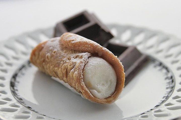 Sicilian Cannoli Class: Authentic Pastry-Making Experience for All Ages