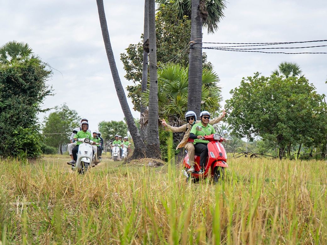Cooking & Vespa Culinary Experience in Siem Reap