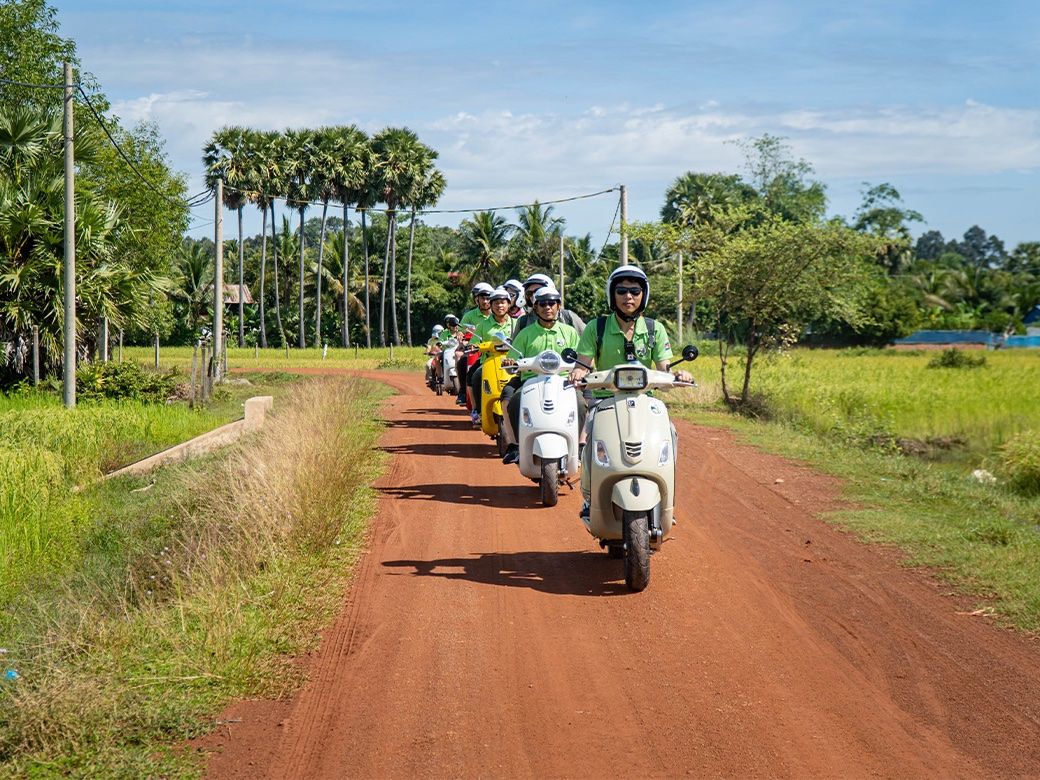 Cooking & Vespa Culinary Experience in Siem Reap