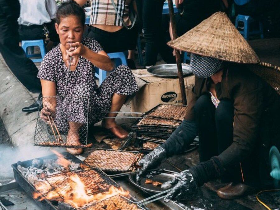 Small Group Hanoi Walking Street Food Tour With Real Foodie