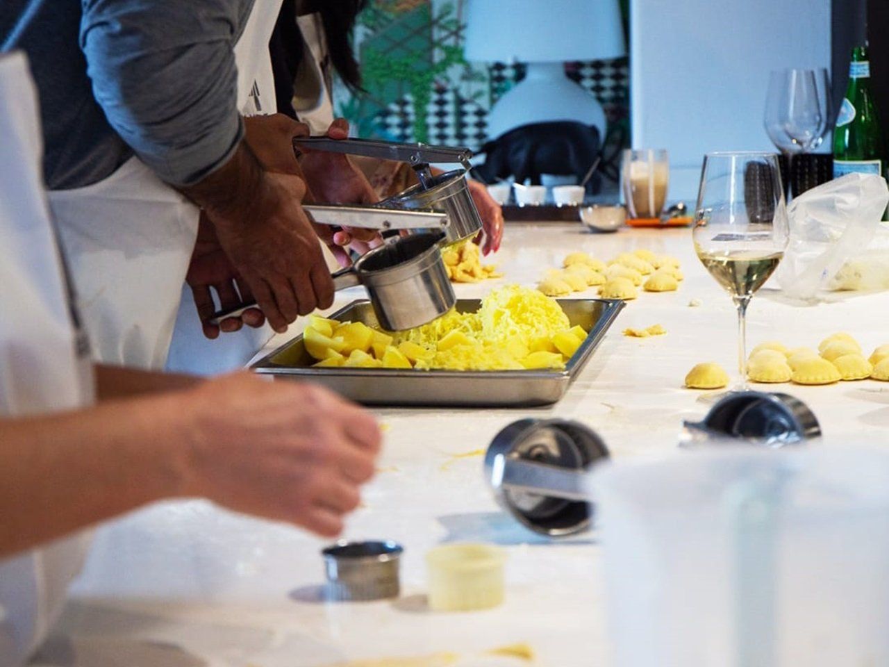 Positano Cooking Class Experience with Wine for Small Groups