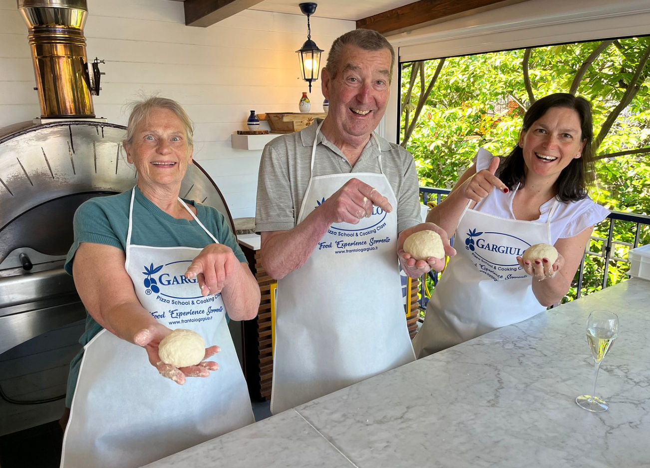 Sorrento Pizza Making Experience with Vesuvius Views