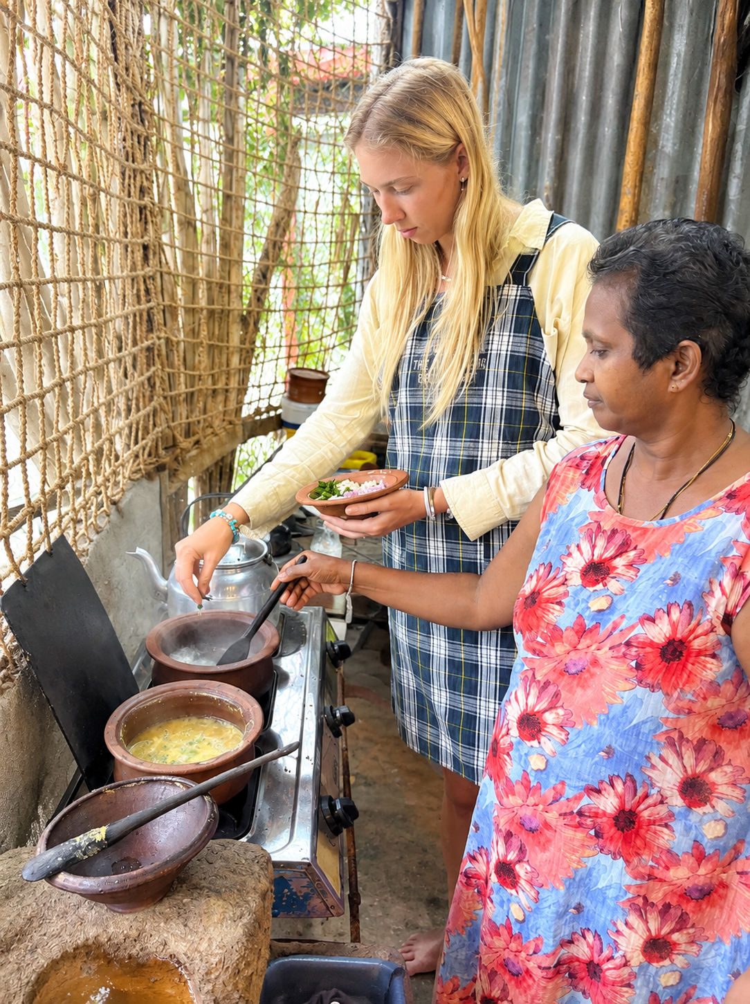 Sri Lankan Cooking Class: Traditional Dishes and Local Flavors