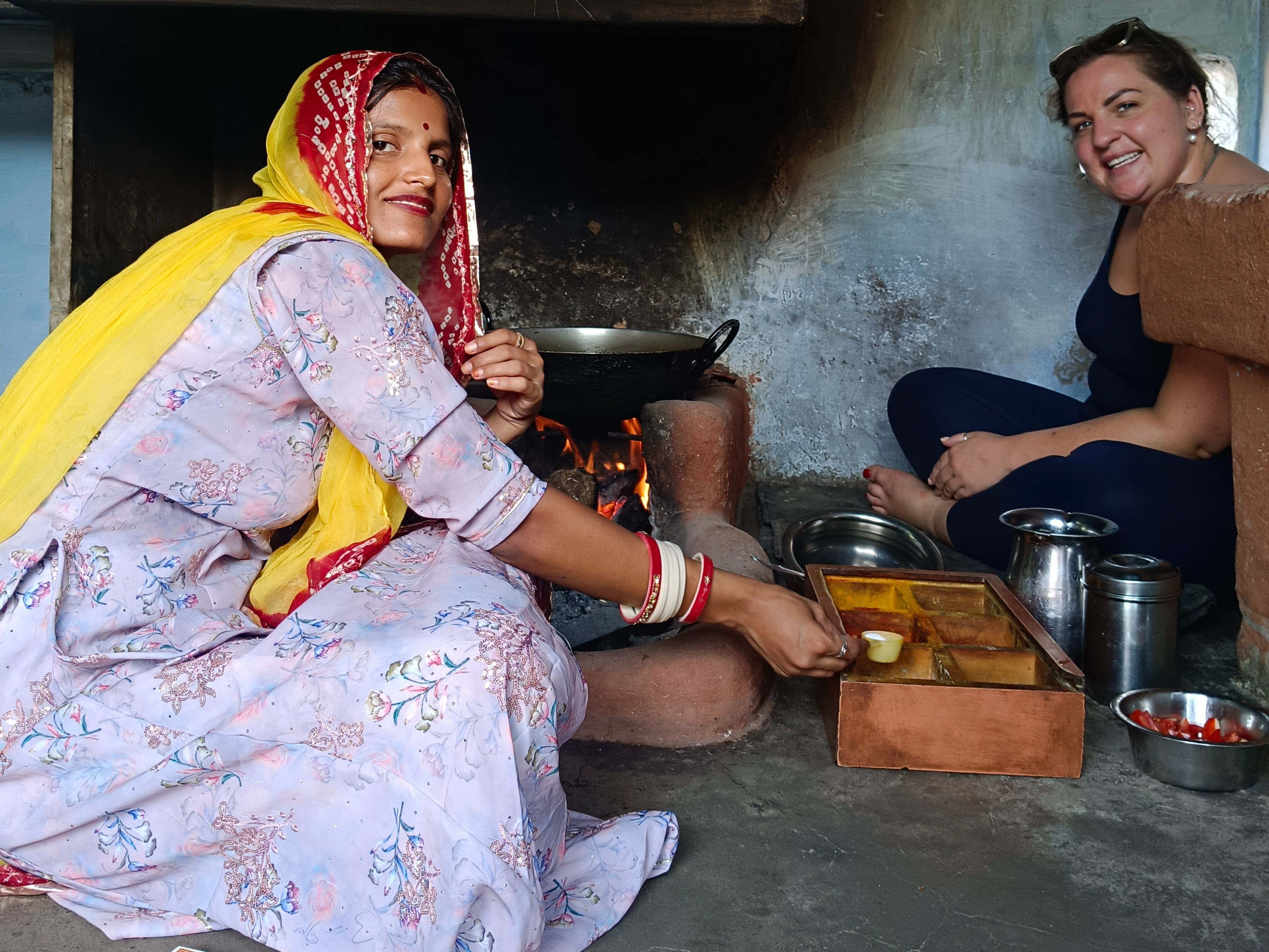 Authentic Indian Cooking Experience with Market Visit