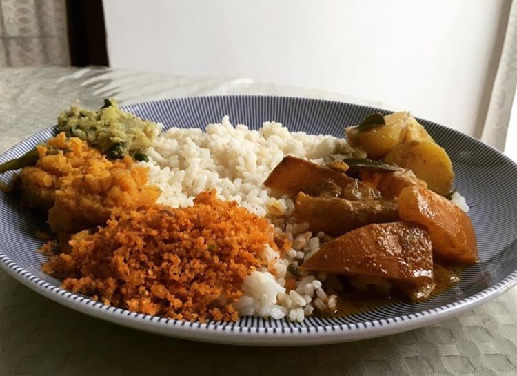 "Choose Your Own Dishes" Sri Lankan Lunch/Dinner with Market Tour