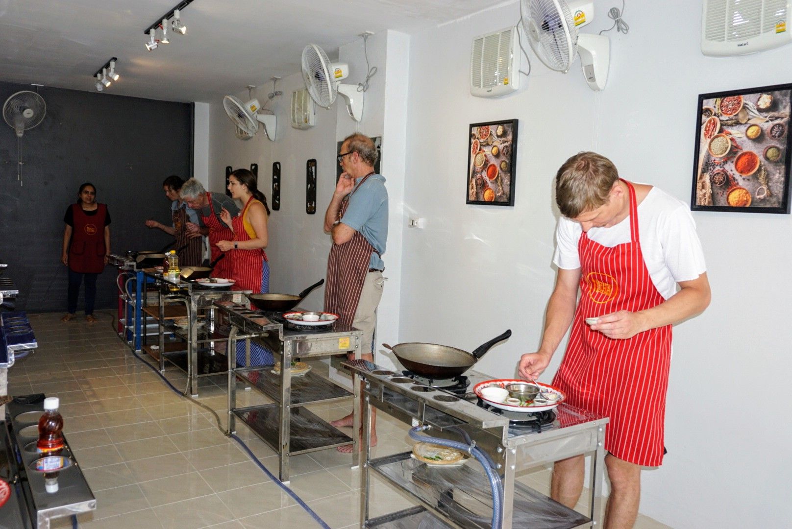 Sunday Special Full Course at Phuket Thai by VJ