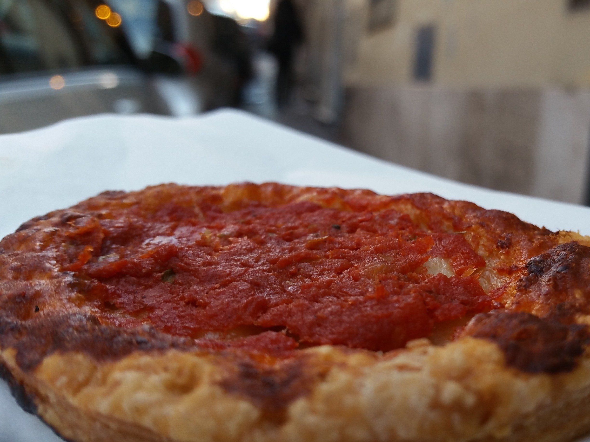 Pizza Tasting off the Beaten Path near the Colosseum at Sunset