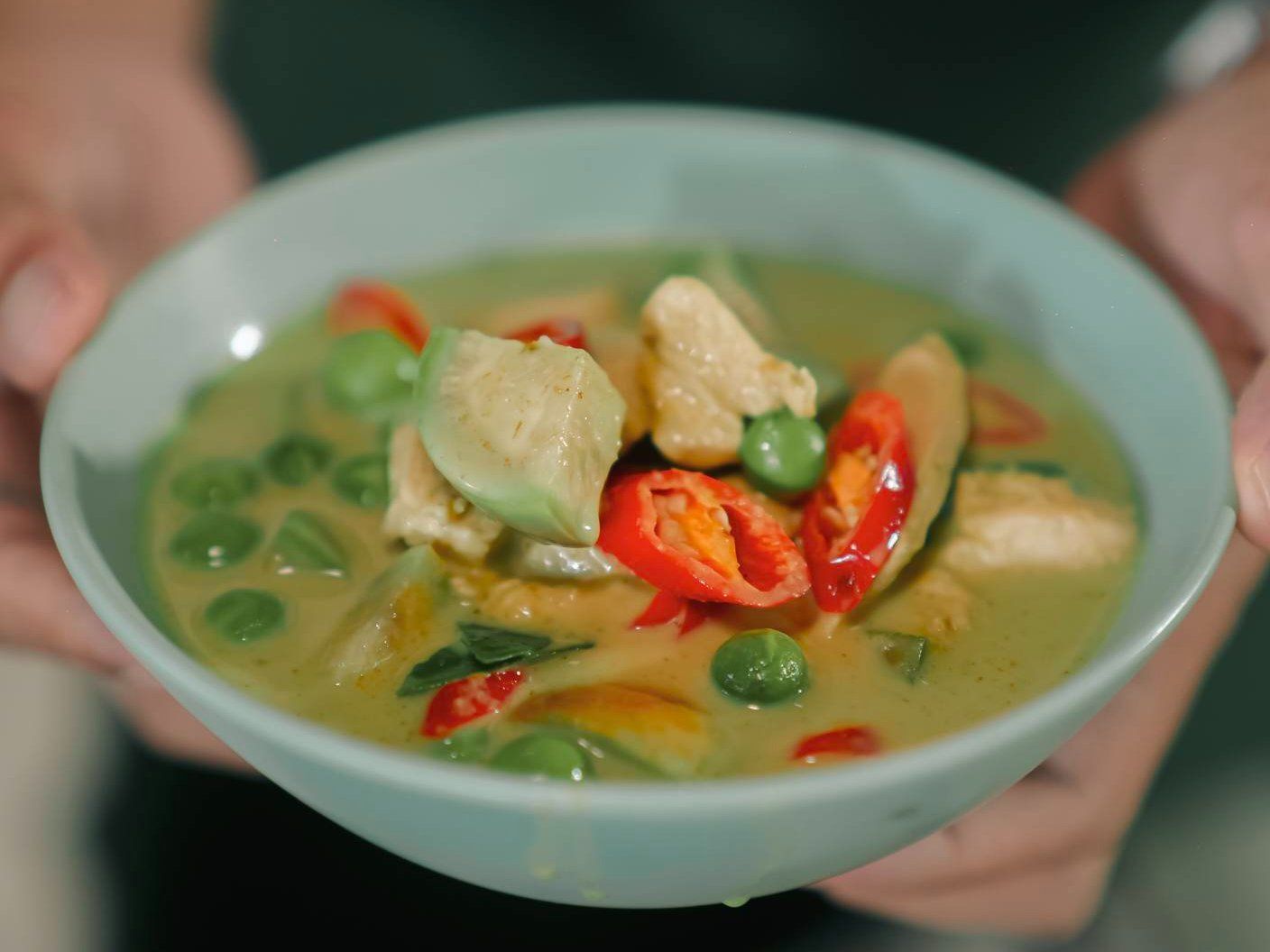 Sustainable Thai Cooking Class & Gentle Giant Feeding Experience