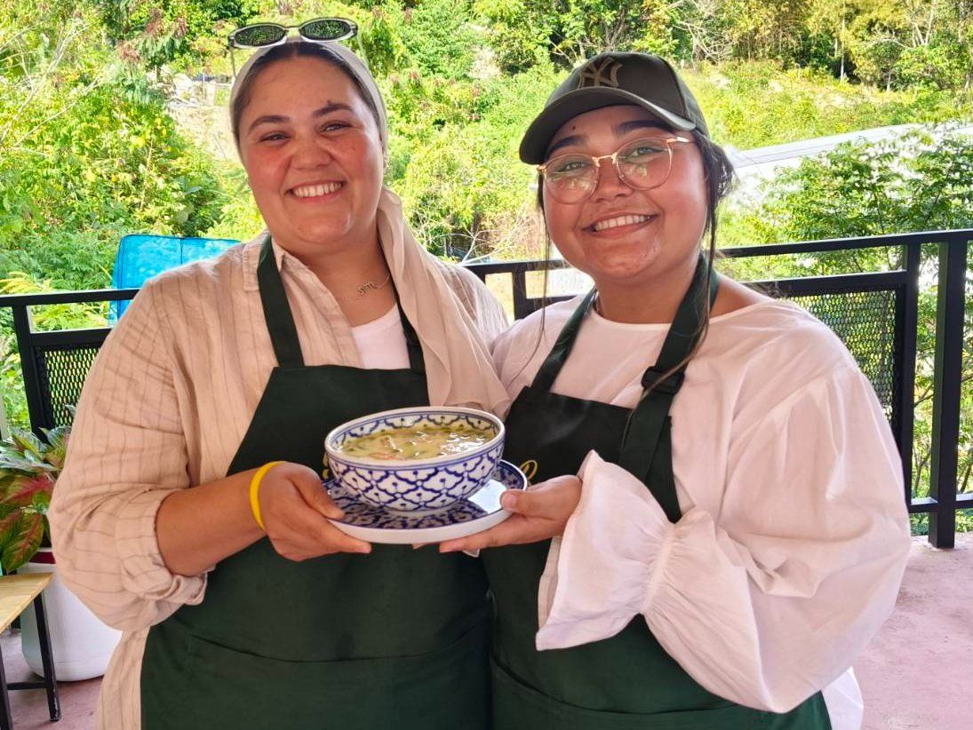 Sustainable Thai Cooking Class & Gentle Giant Feeding Experience