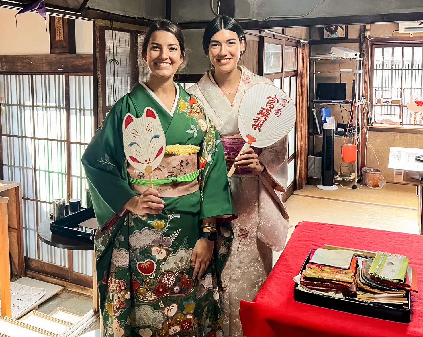 Table-Style Tea Ceremony at a 100-Year-Old Machiya in Kyoto
