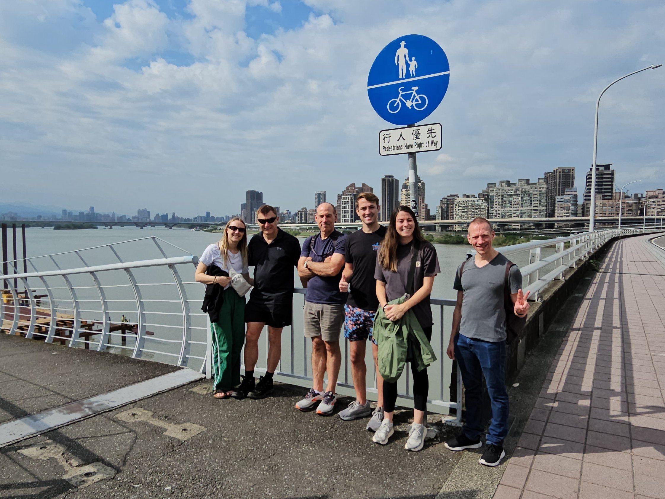Taipei Market Secrets & The Taiwanese Risotto Experience