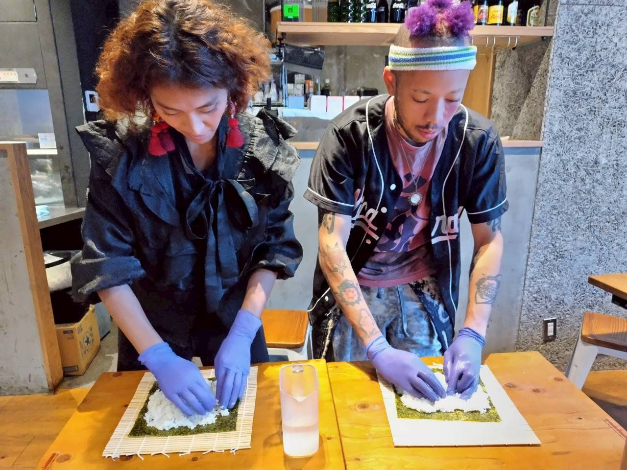 Maki Sushi & Chicken Onigiri Cooking Experience in Osaka