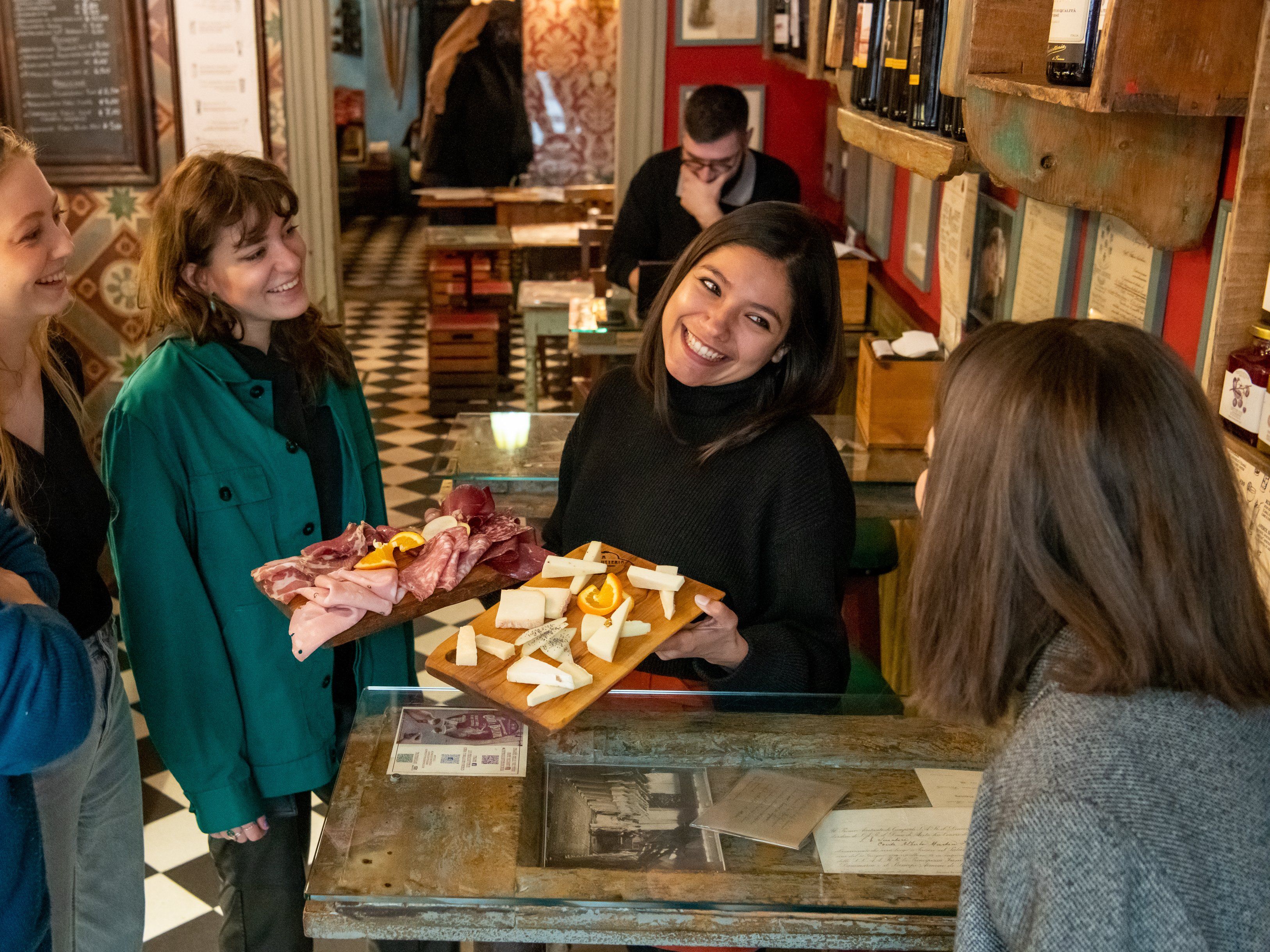 Savoring Authentic Italian Delights Loved by Locals in Florence, image size:3253x2439