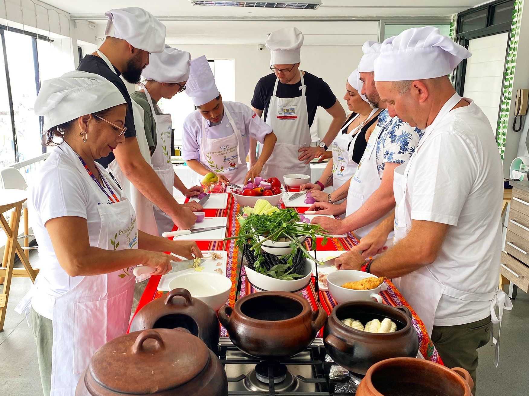 Expérience de dégustation à Lima : visite du marché, cours de cuisine et découverte des incontournables de la ville
