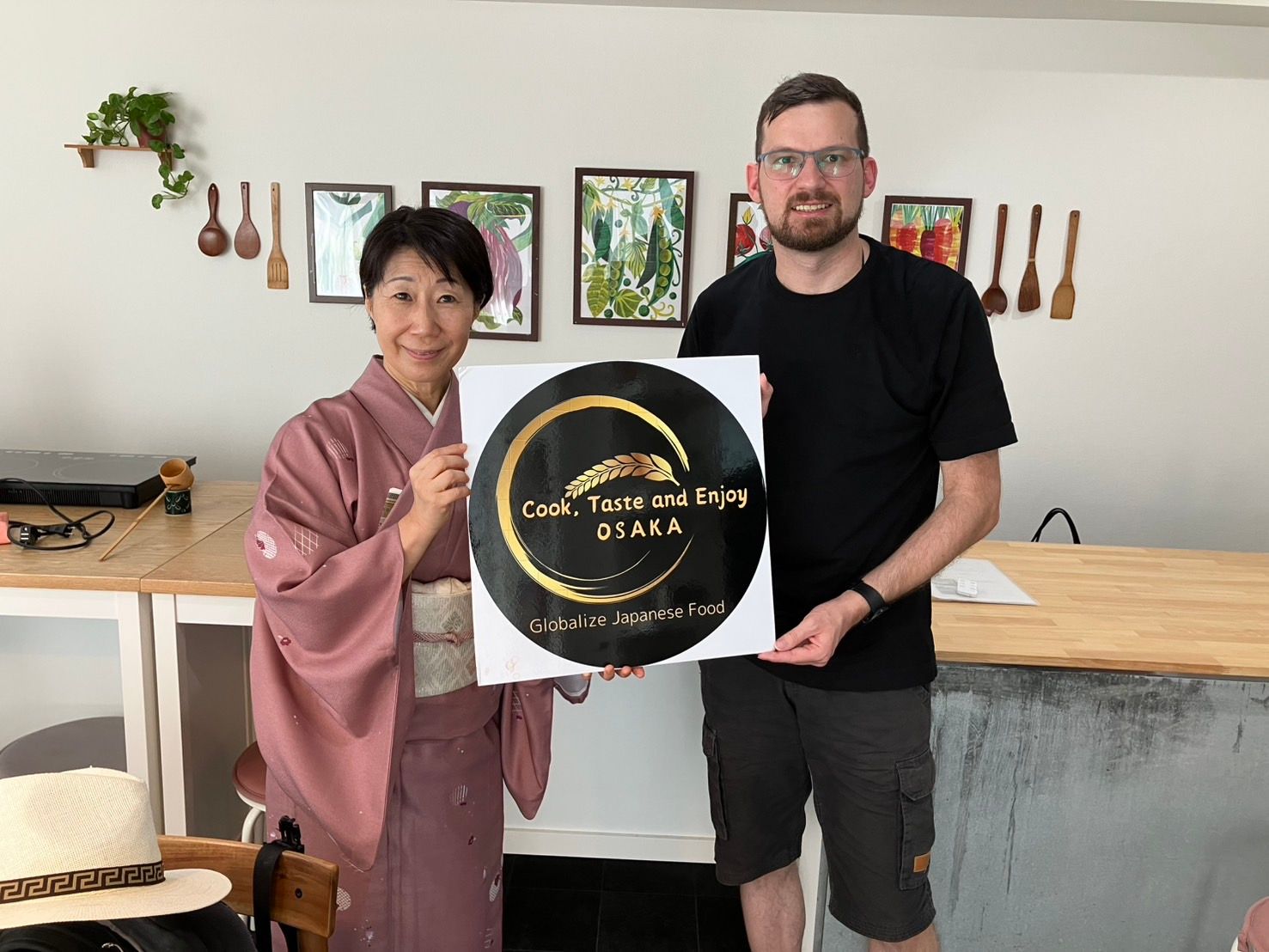 Tea ceremony in Osaka: Casual Tea Ceremony Matcha and Japanese Sweets are Included