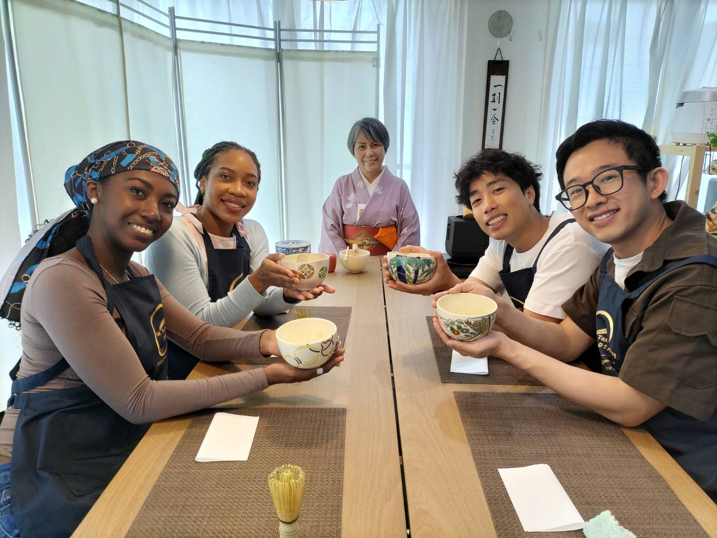 Tea ceremony in Osaka: Casual Tea Ceremony Matcha and Japanese Sweets are Included