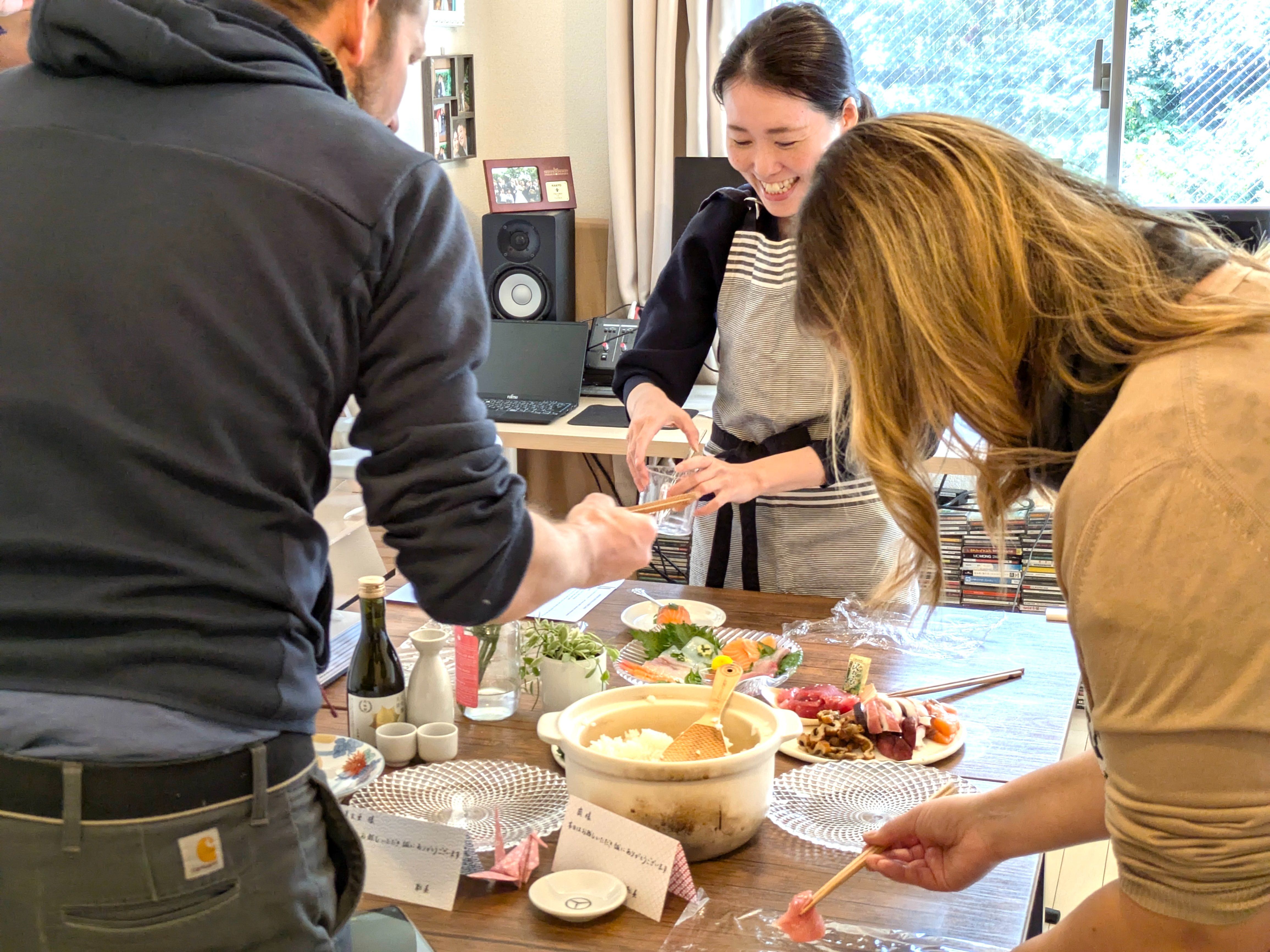 Temari Sushi Experience with Matcha & Wellness Tips in Roppongi