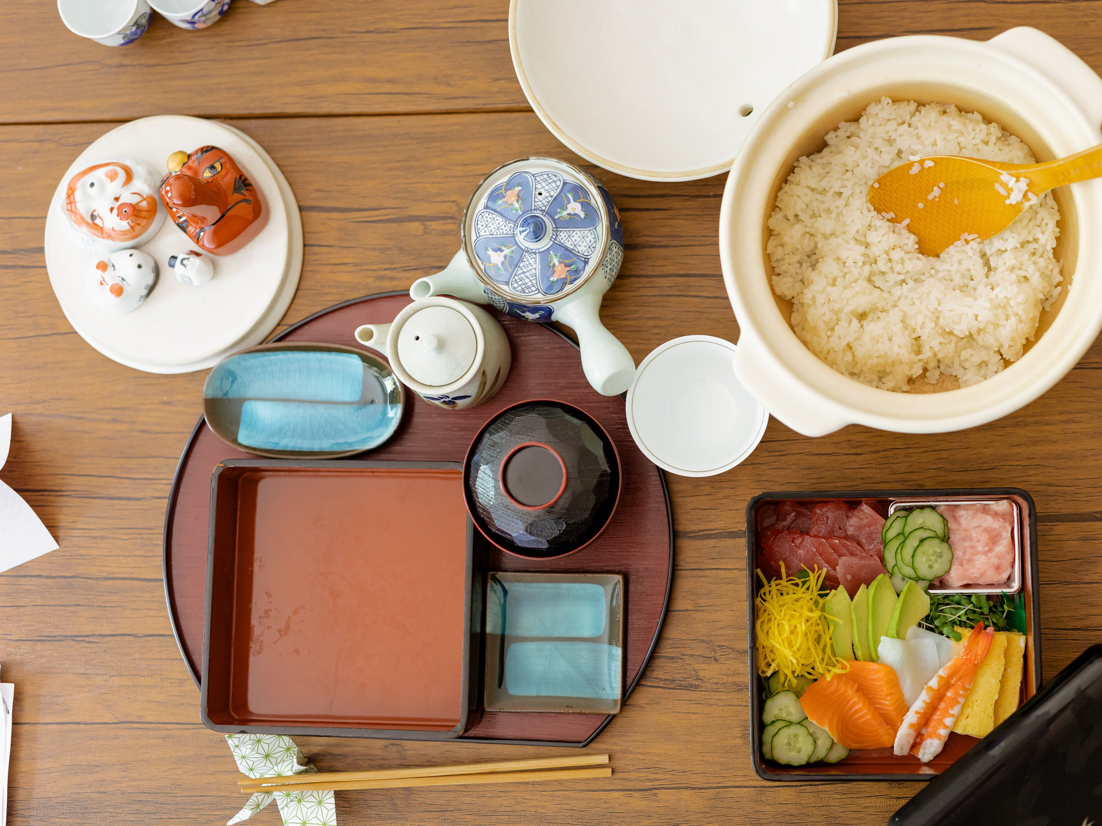 Temari Sushi Experience with Matcha & Wellness Tips in Roppongi