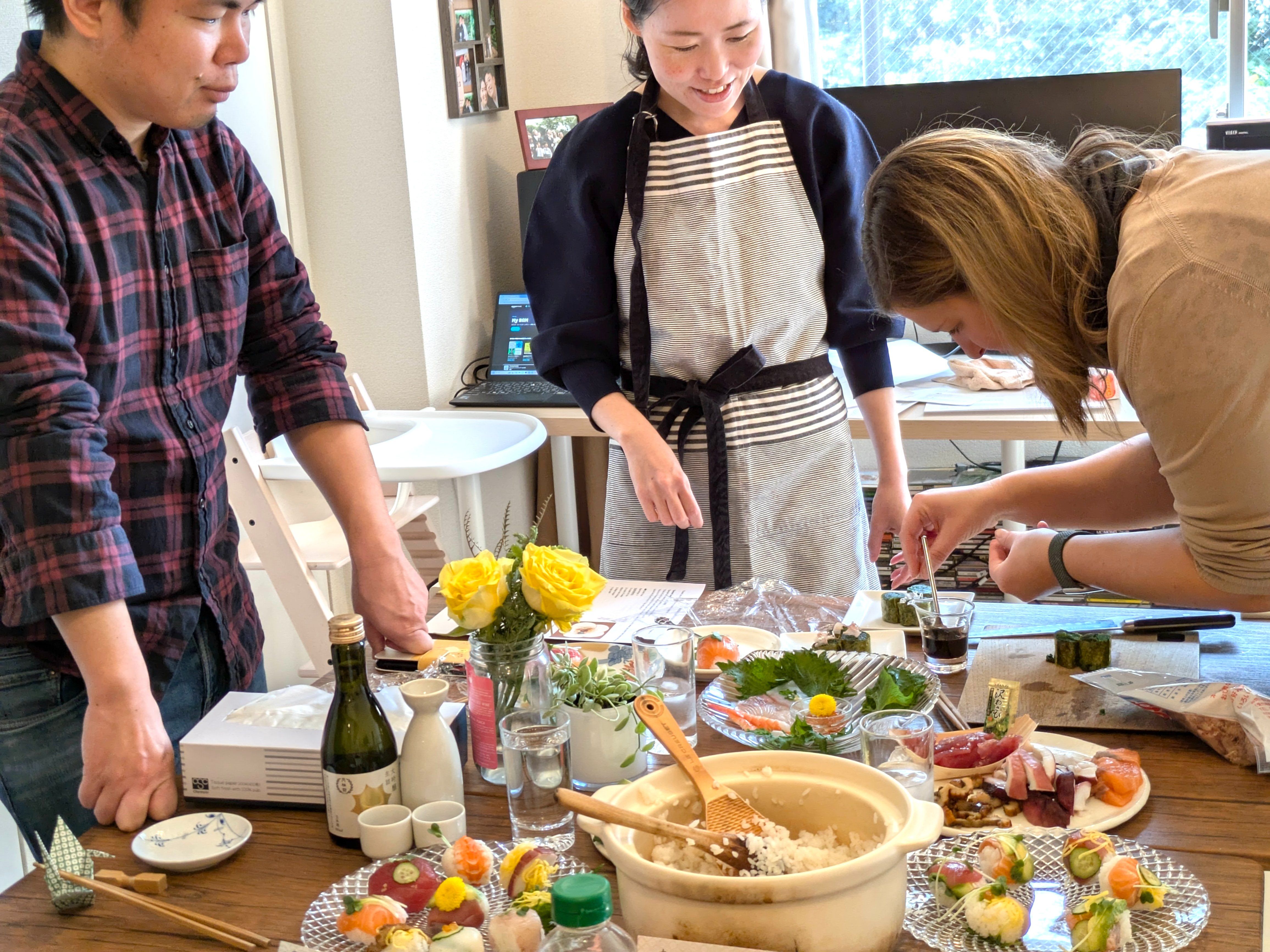 Temari Sushi Experience with Matcha & Wellness Tips in Roppongi