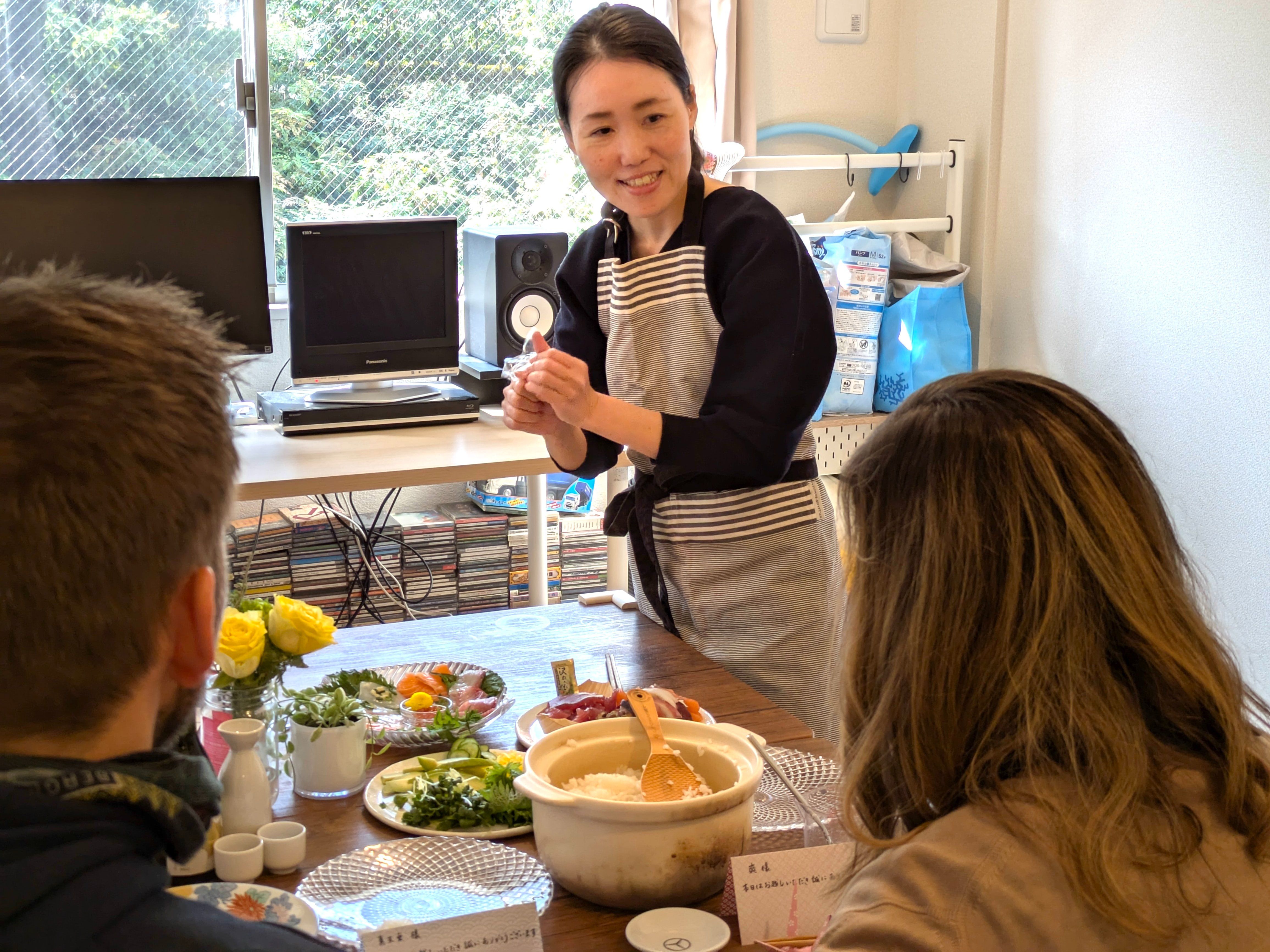 Temari Sushi Experience with Matcha & Wellness Tips in Roppongi