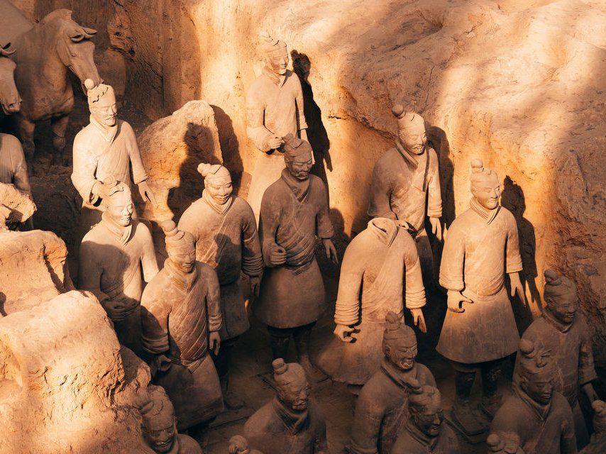 Day Tour with Noodle Making, Wet Market Visit, and Terracotta Warriors