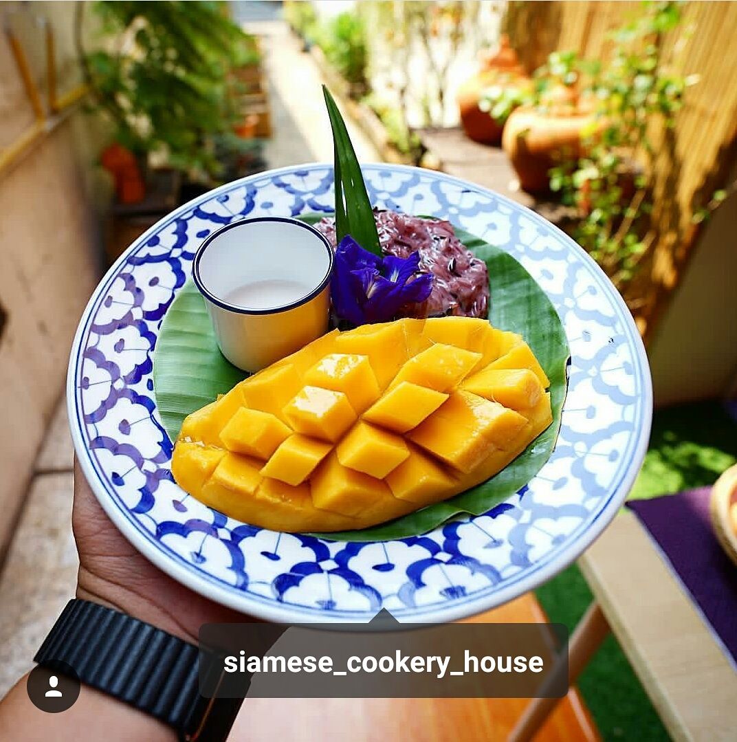 Authentic Thai Cooking in Traditional 100 Year Old House and Local Market Tour