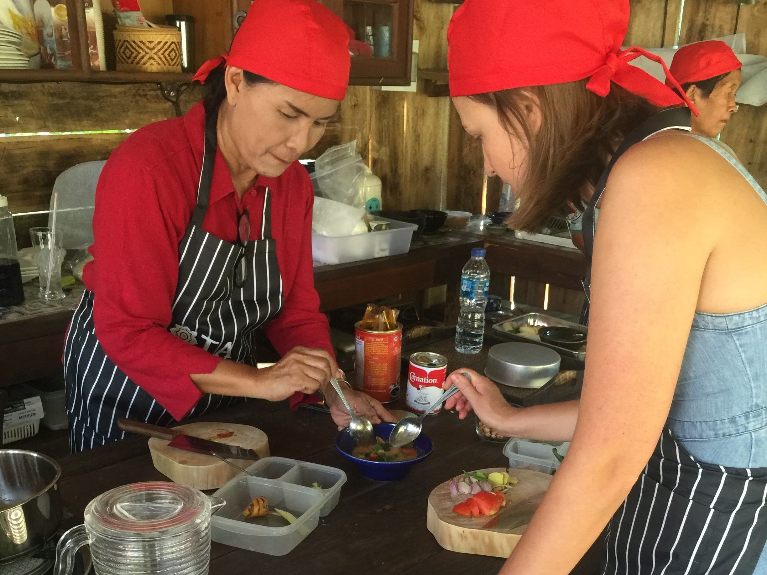 Ta Thai Cooking Class: Thai Cooking Class in Sukhothai - Book Online